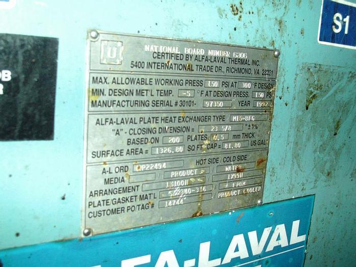 Used Used Alfa Laval 1326.8 square feet 316 stainless steel plate heat exchanger