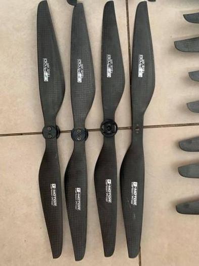 Used T-Motor 16x5.4 Carbon Fiber Propeller 1x CW 1x CCW
