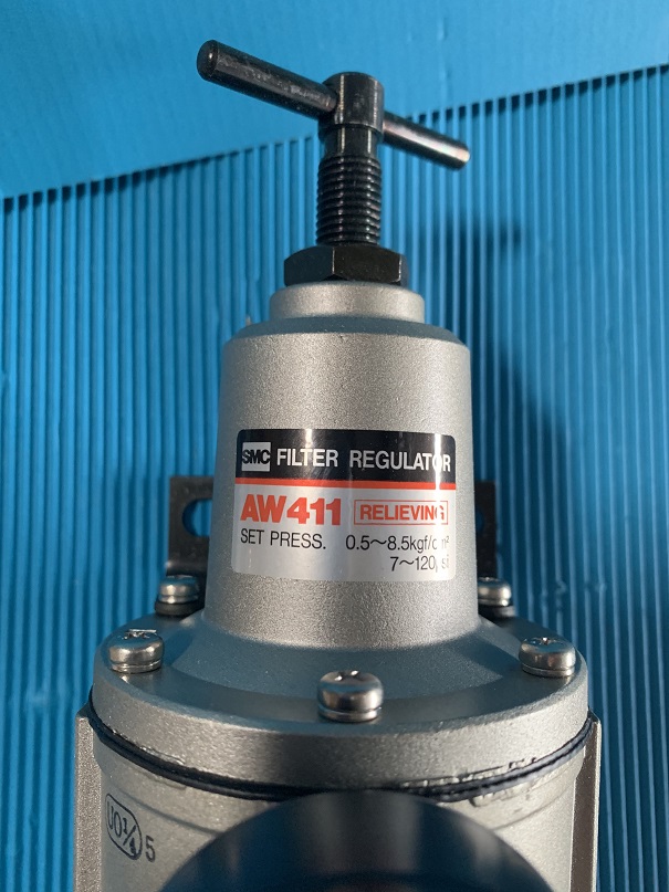 Used SMC filter regulator aw411