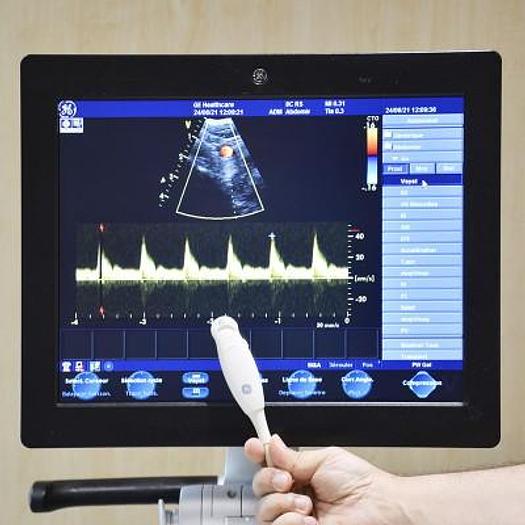 D'occasion ECHOCARDIOGRAPHE GENERAL ELECTRIC VIVID S6 AVEC 4 SONDES