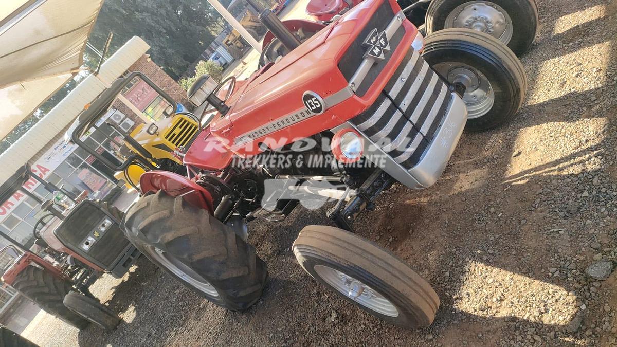 Used Massey Ferguson 135 combo deal with brand new 3 row disc plough only R129000 excl vat