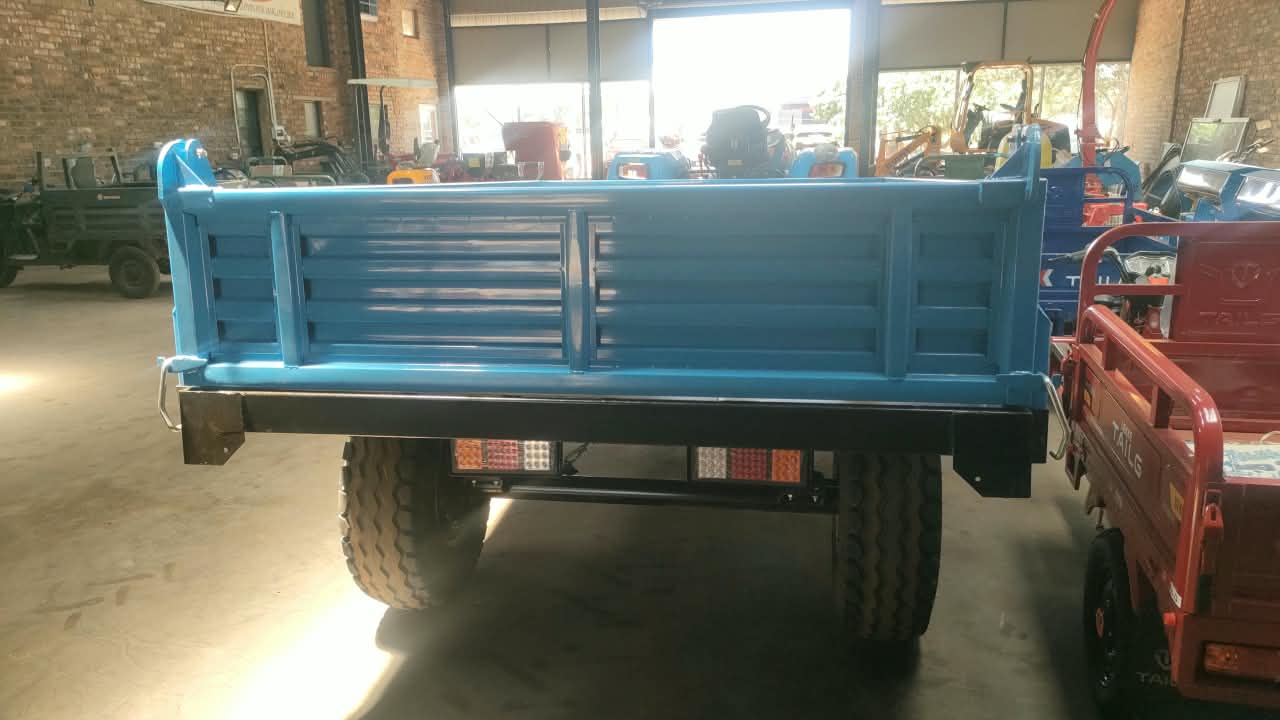 HEAVY DUTY 5 TON TIPPER TRAILER - BRAND NEW R79000 EXCL VAT