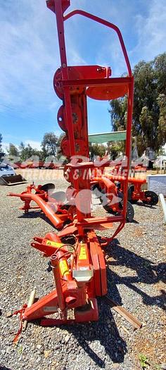 Used 6 Tol Snyer (JF Stoll SB 240) – R55,000 Excl Vat