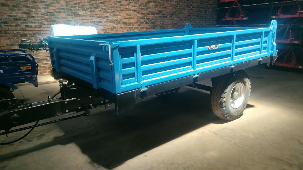 HEAVY DUTY 5 TON TIPPER TRAILER - BRAND NEW R79000 EXCL VAT