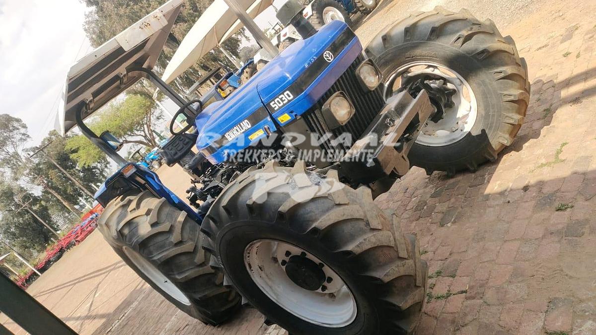 Used NEW HOLLAND 5030 4WD @ R179000 EXCL VAT