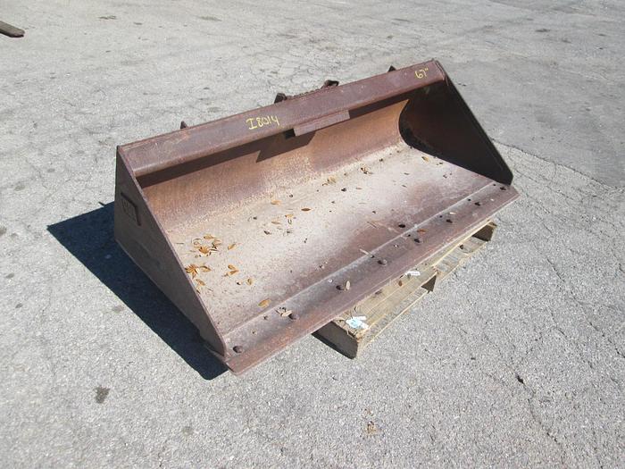 Used 67'' Caterpillar Skid Steer Bucket