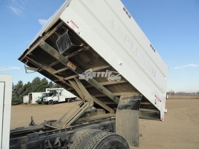 Used 2010 FORD F750