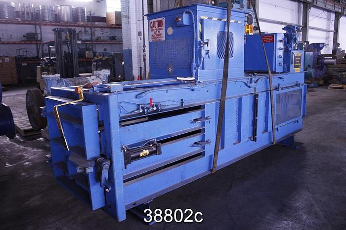 Used International Baler CD-30x30 Horizontal Baler, 30x28" Feed #38802