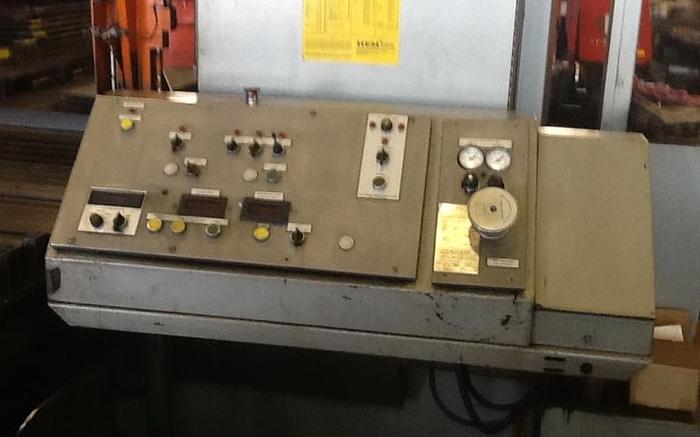 Used HEM MODEL H160XLM-DC DOUBLE COLUMN HORIZONTAL BAND SAW