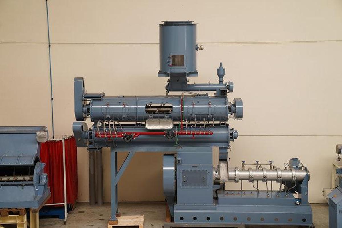Gebruikt Extruder Wuxi-Huaming YSEX165