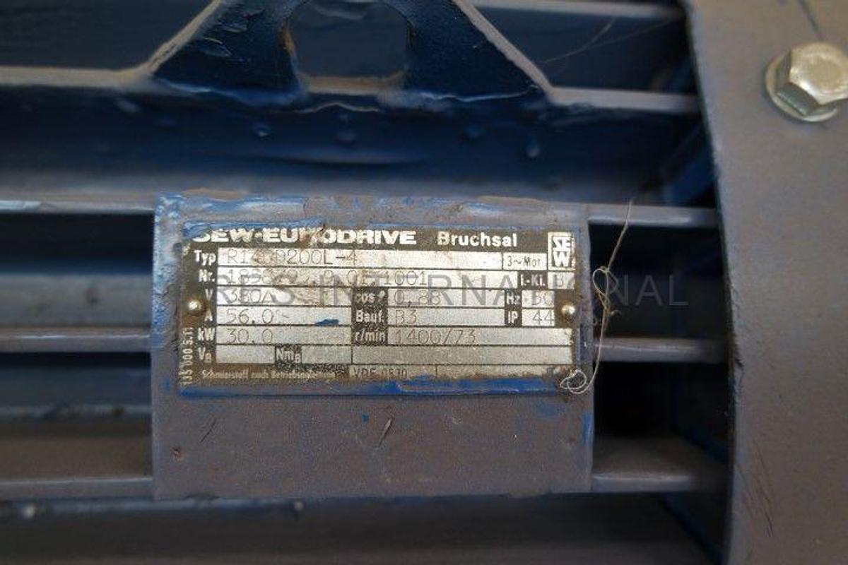 Used Gearmotor 30 kW - 73 RPM SEW