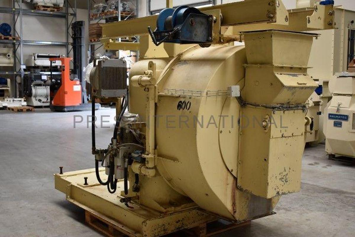Used Pellet press CPM 7932-9
