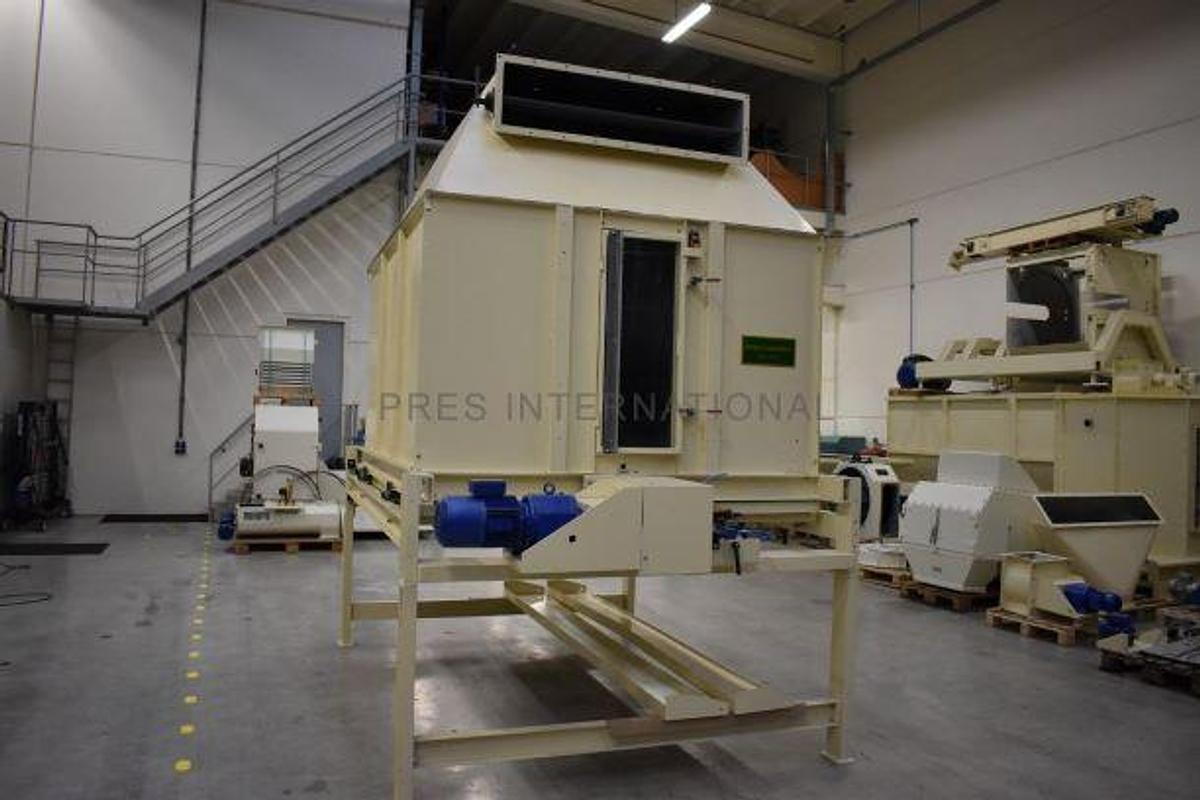 Used Counterflow cooler Geelen VK19x24