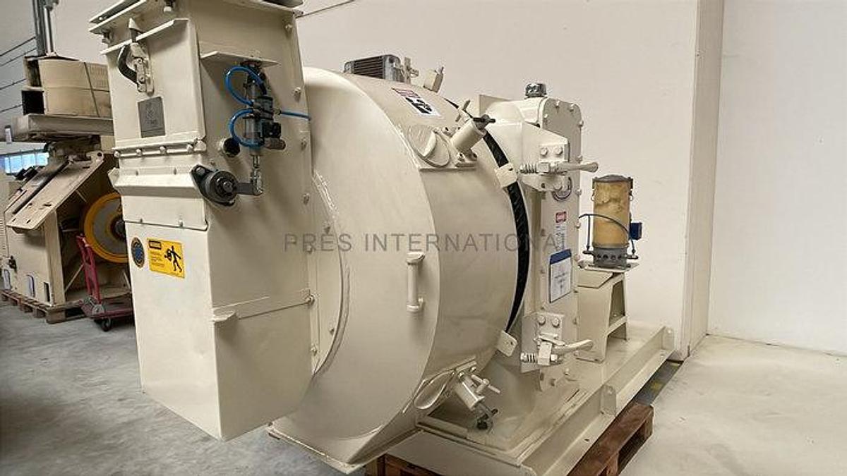 Gerenoveerd Pellet press CPM 7930