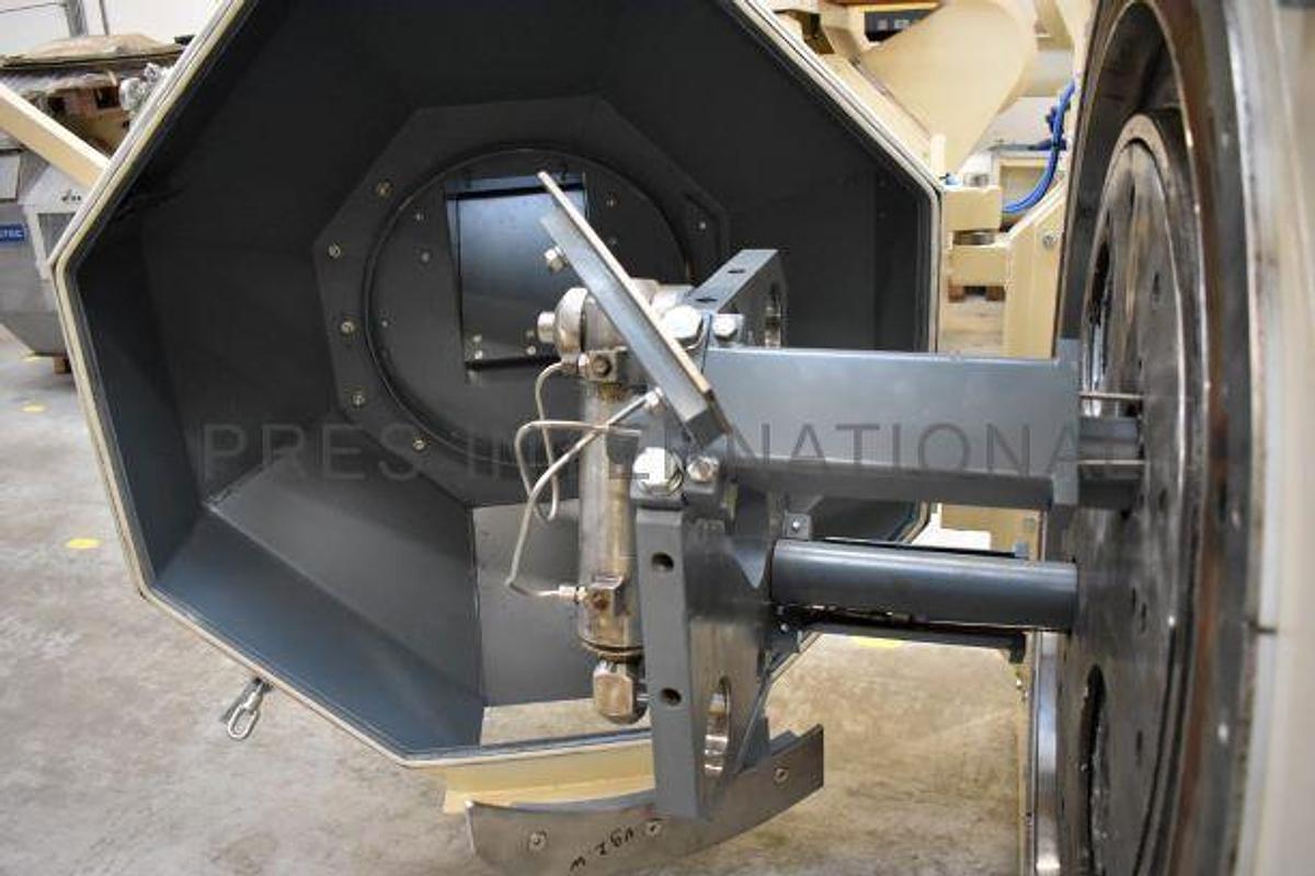 Used Pellet press Van Aarsen C750