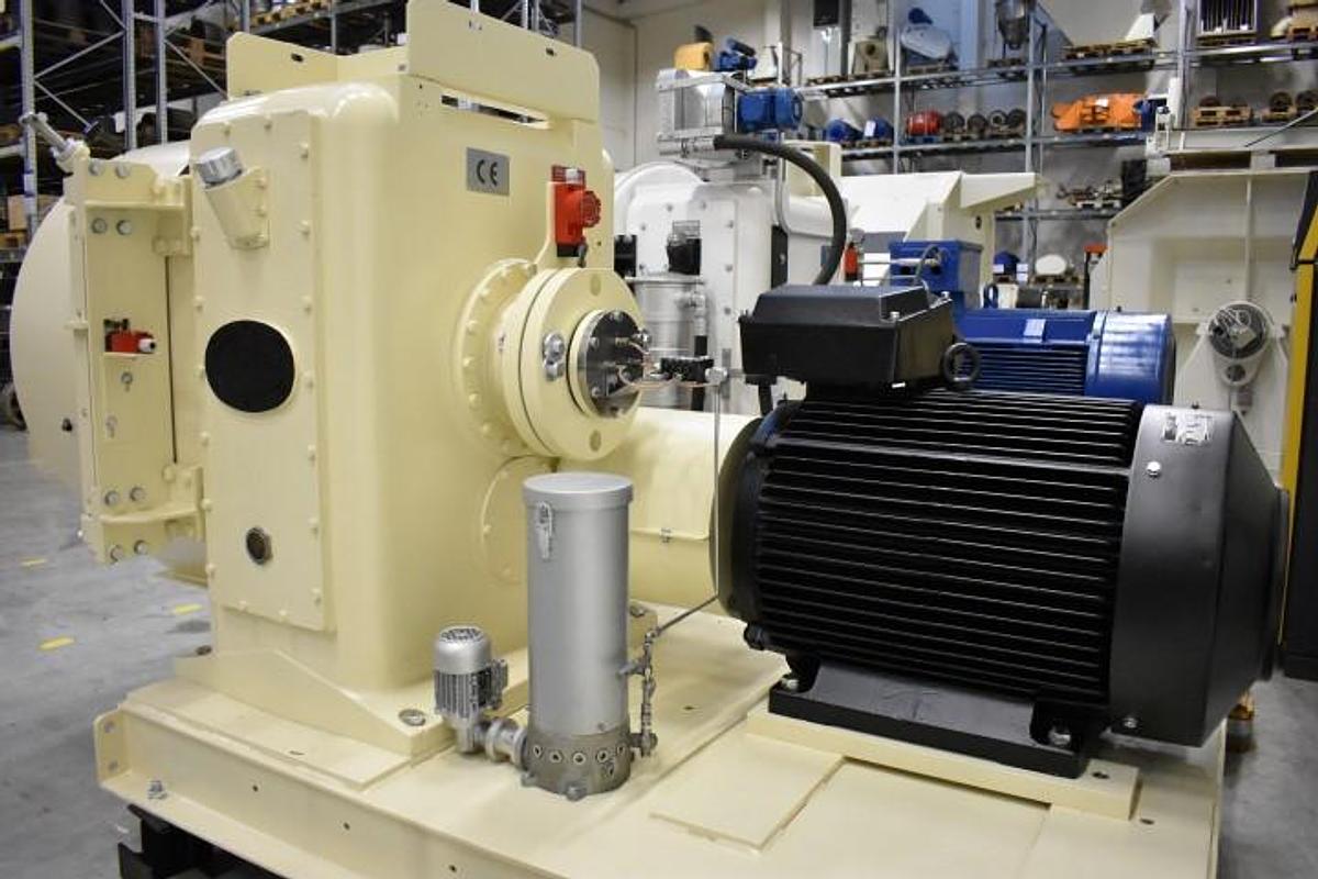 Used Pellet press CPM 7722-6