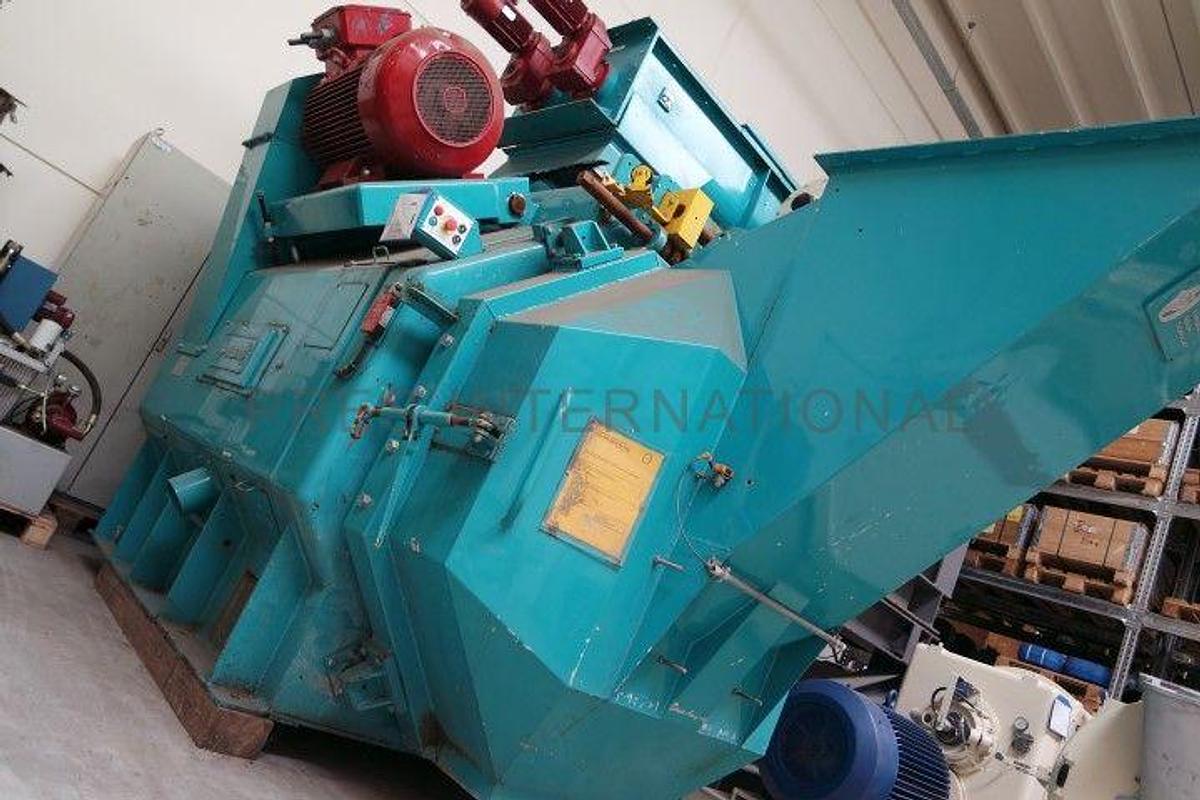 Used Pellet press Paladin 3000