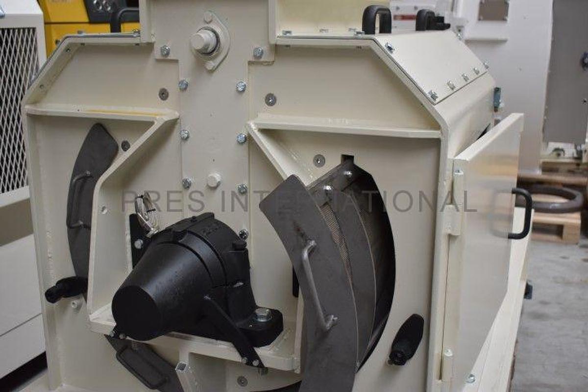 Used Hammermill Ottevanger 670-750