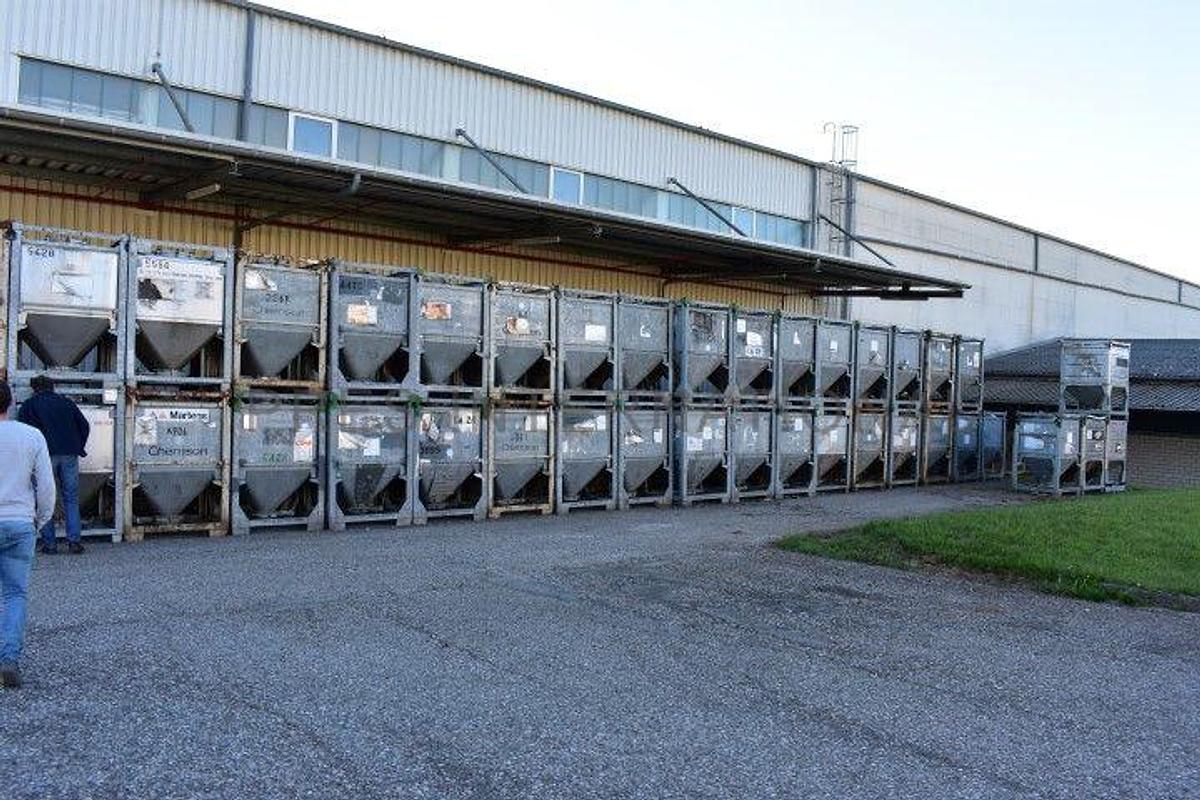 Used Galvanized container