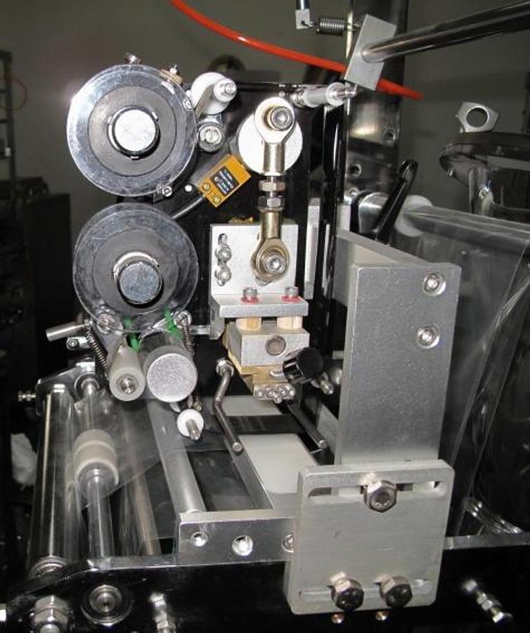 New Powder Packing Machine Model DCF
