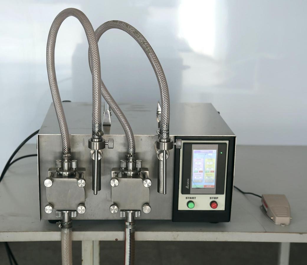 New Semi-Automatic Table Top Dual Head Gear Pump Filler Model GPF-250S