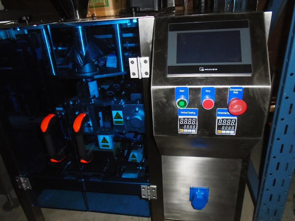 Used Used High Speed Vertical Form Fill Seal Packaging Machine