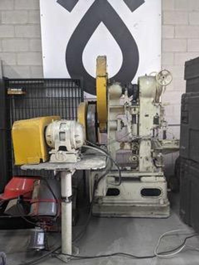 Used Used Stokes Model 900-525 Single Station R Tablet Press