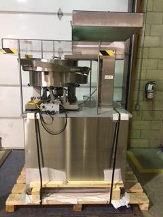 Unused Integrated Packaging Capper PA-001 with Unused Crown Stainless Steel Sorting Feeder for pumps or Caps Model 24CW