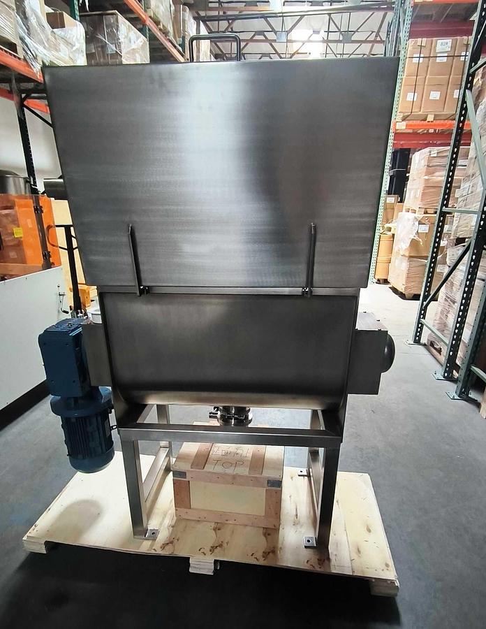 New 5 Cubic Foot Working Capacity Stainless Steel Ribbon Blender