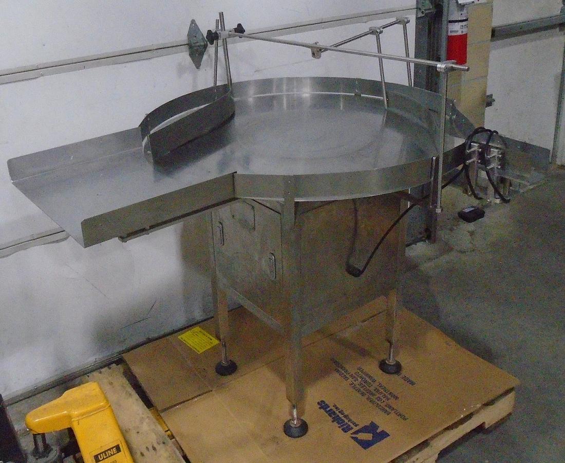 Used Used 39 inch In-Feed and 36 inch Accumulation Turn Tables