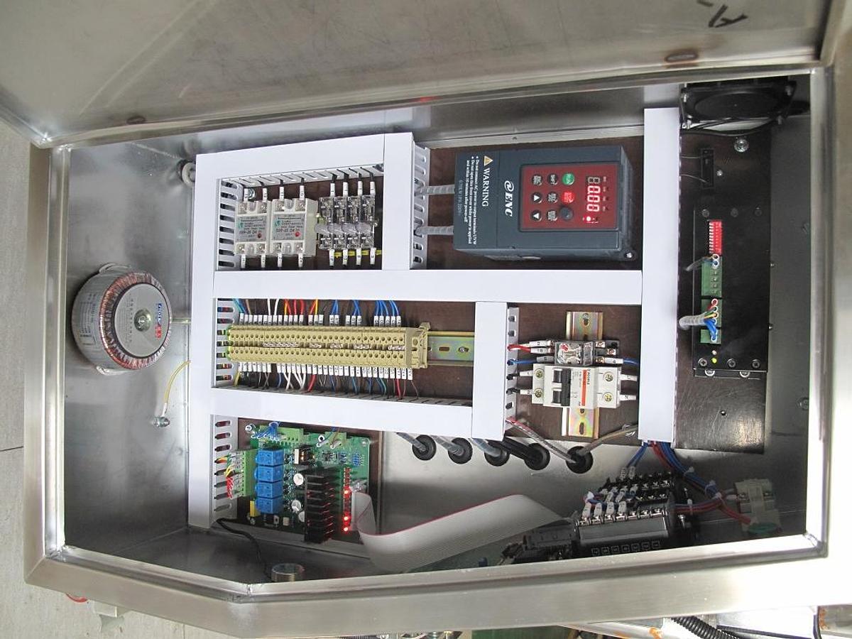 New Liquid Form Fill Sealer Model DCJ