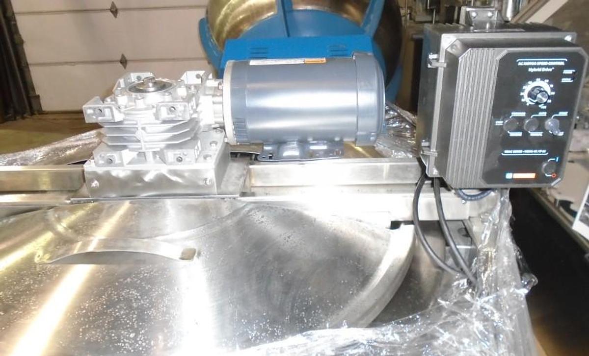 Used 100 Gallon Stainless Steel 2/3 Jacketed Natural Gas Kettle GL-100E with Agitation