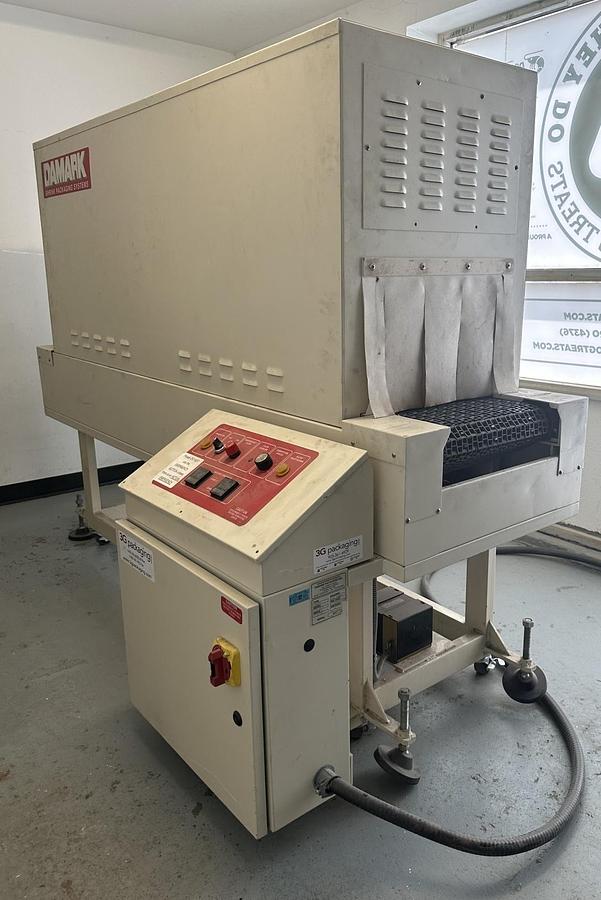 Used Used Damark Model STR16-AD Heat Tunnel