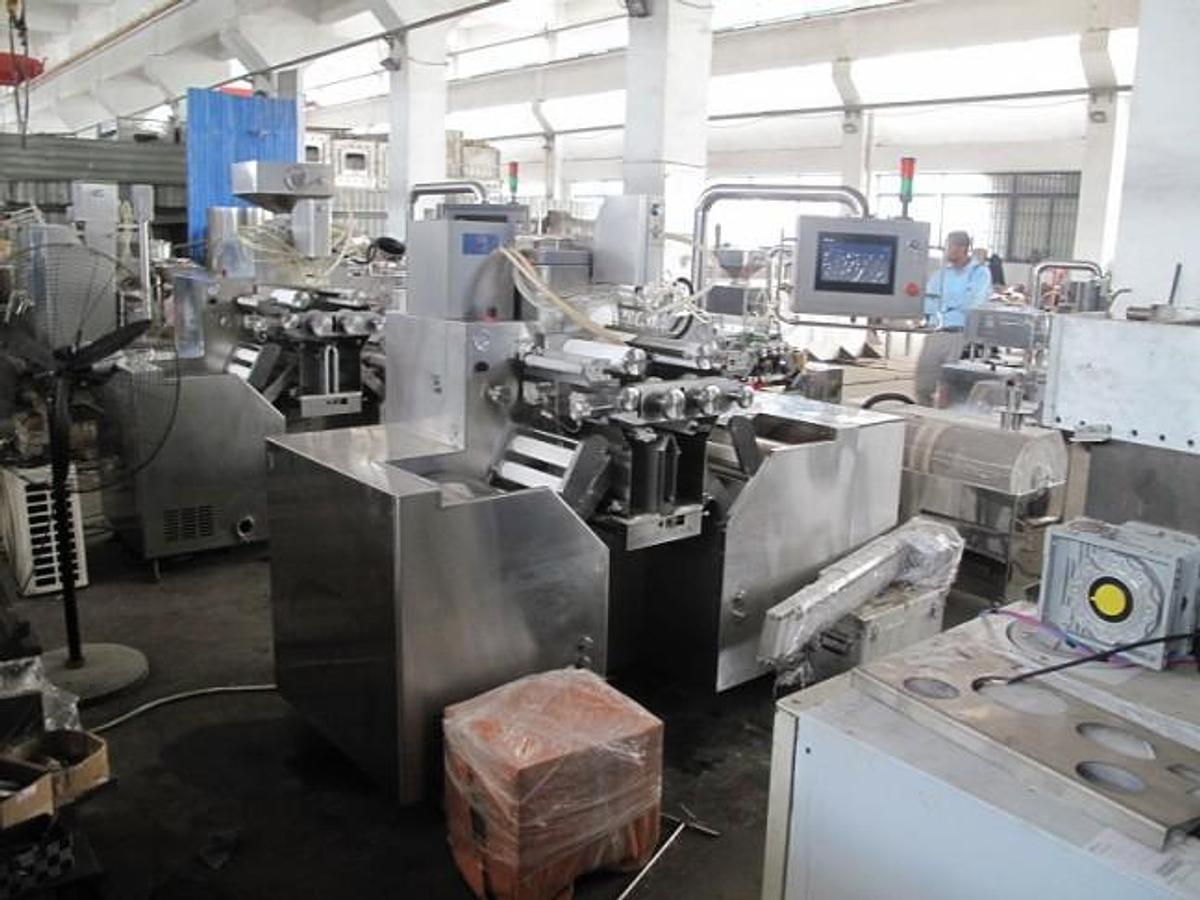 NEW SGC-100 SOFT GEL ENCAPSULATION SYSTEM