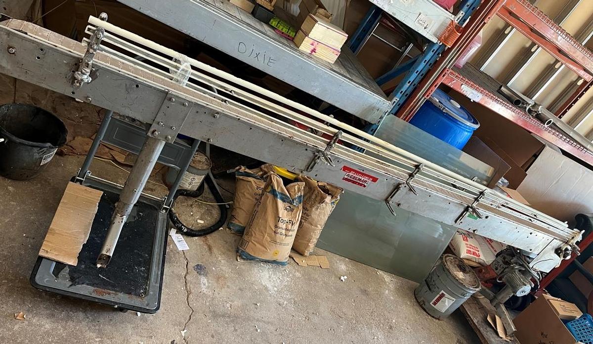 New 8 Foot Long x 4.5 inch Wide Belt Conveyor