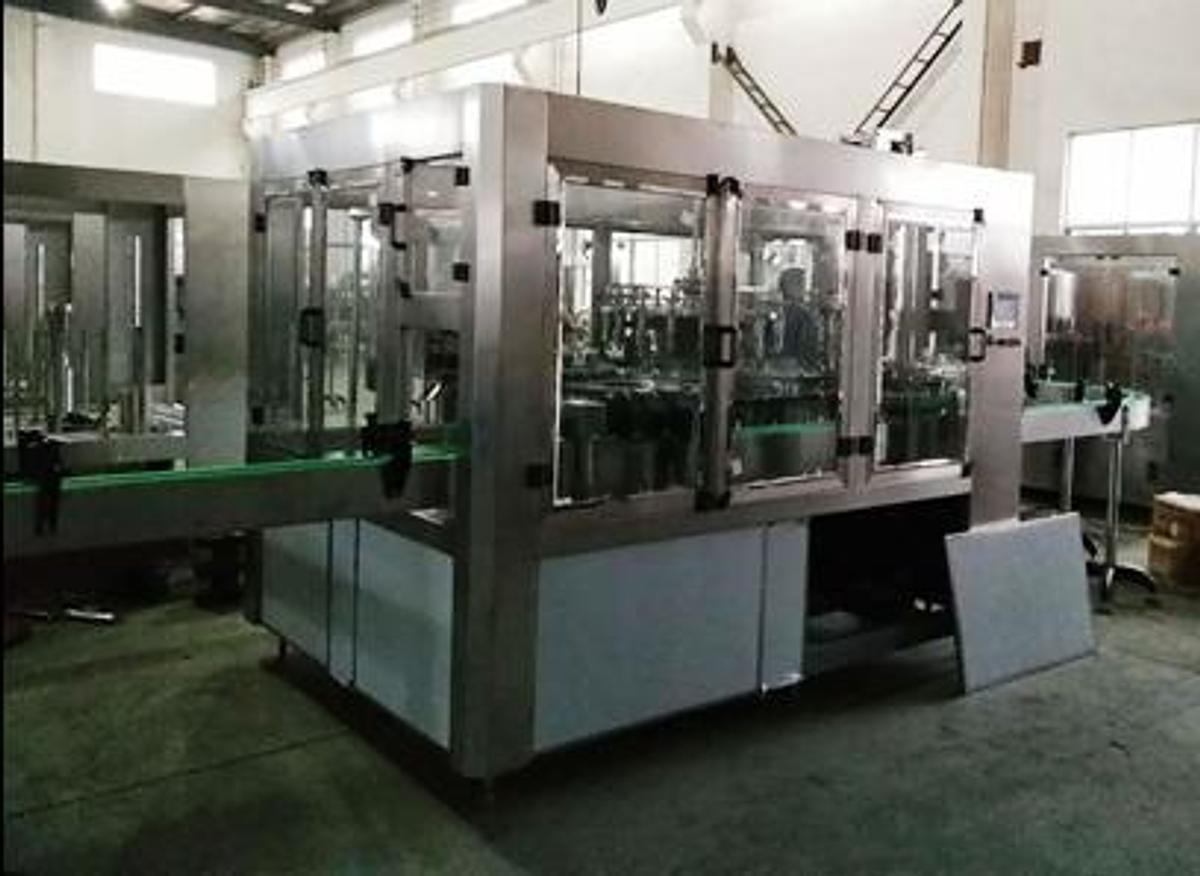 New Carbonated Beverage Filling System Model DCGF88-3-in-1