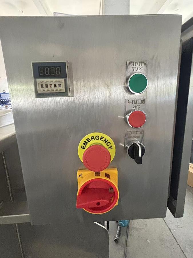 New 2.8 Cubic Foot Working Capacity Double Ribbon Blender