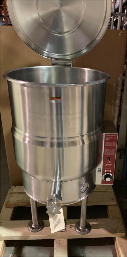 New 40, 60, 80 and 100 Gallon Stainless Stationary or Tilting Electric Kettles Model EL