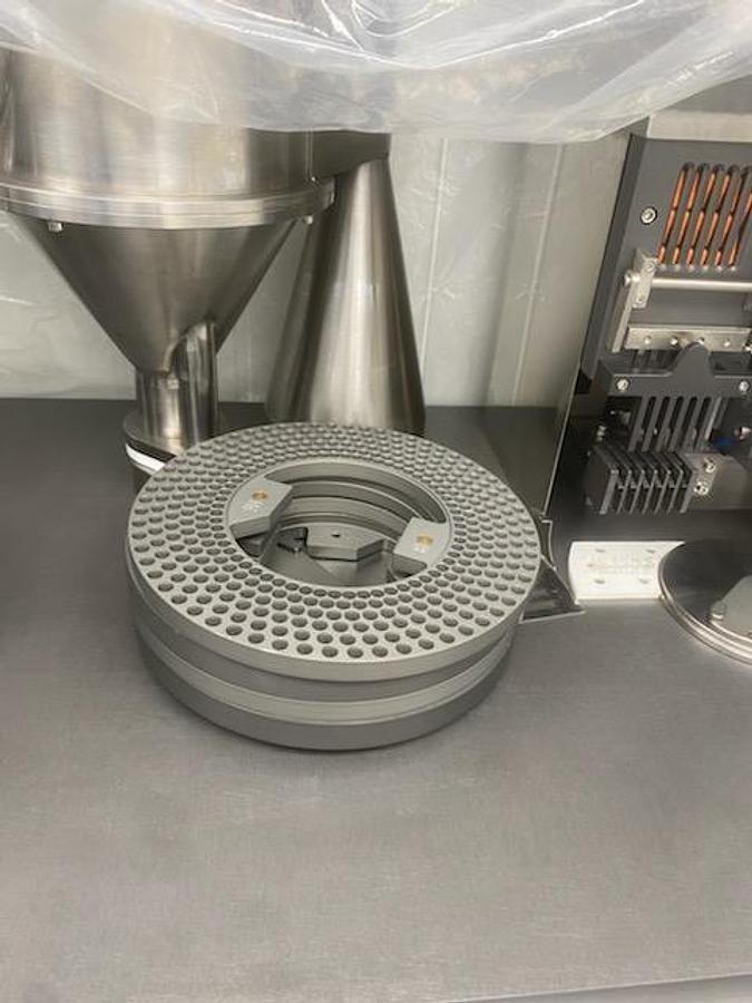 Used Like New Semi-Automatic Capsule Filler Model JTJ-V