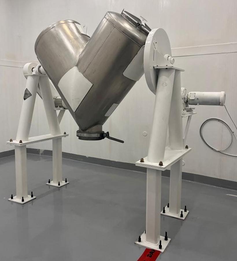 Used Used Patterson Kelley 20 Cubic Foot Stainless Steel Twin Shell V Blender