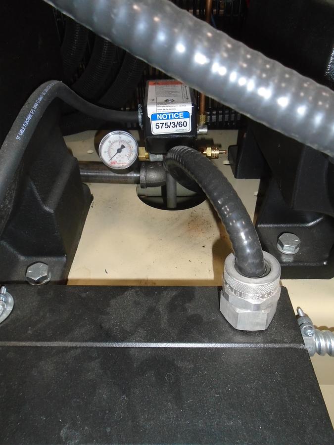 Used Used Ingersoll Rand Compressor Model 7100E15