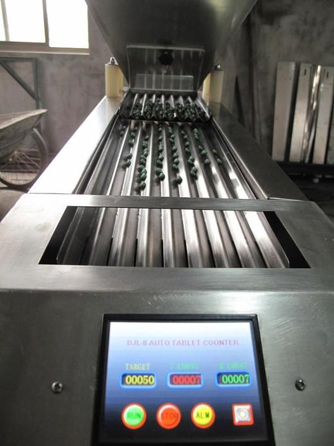 New Automatic Table Top Tablet-Capsule Counter Model JS-8L