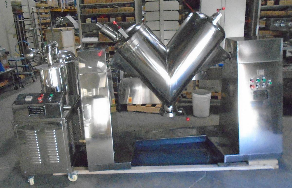 Used Used Model VH-200 Approx. 4 Cubic Foot Twin Shell V Blender