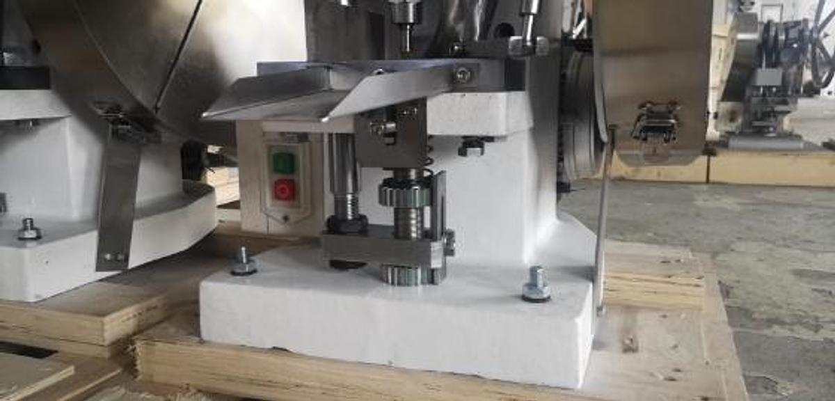 New Table Top Single Station Tablet Press Model TDP-6C