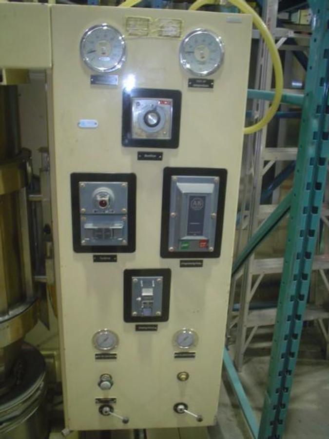 Used Used Glatt Lab Size Fluid Bed Dryer Model WSG-5