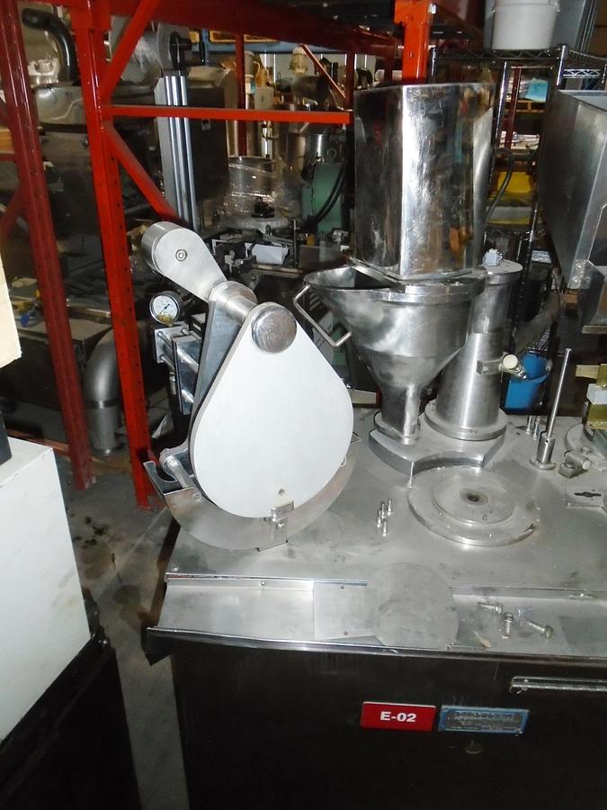 Used Used Capsugel Semi-Auto Capsule Filler Model Ultra 8 for Parts