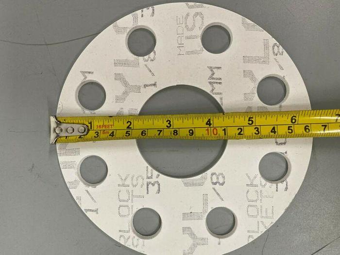 Used Lot of 6 - Garlock 1/8" Thick Gasket w/ 1.5" ID & 5" OD