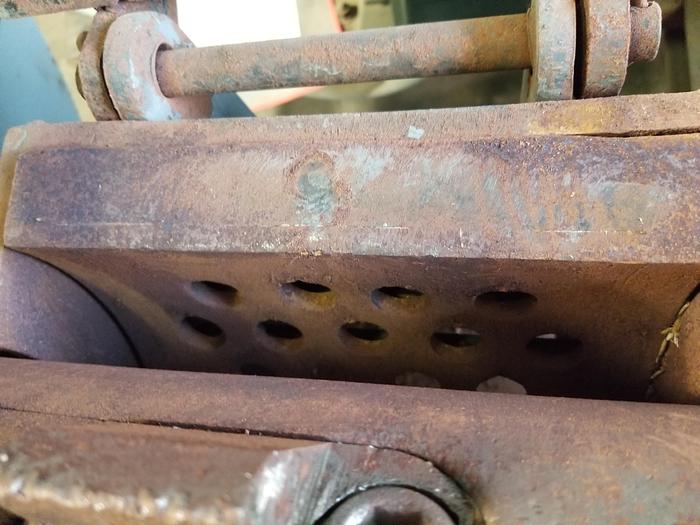 Used Montgomery Horizontal Strip Waste Hammermill Wood Hog Blower
