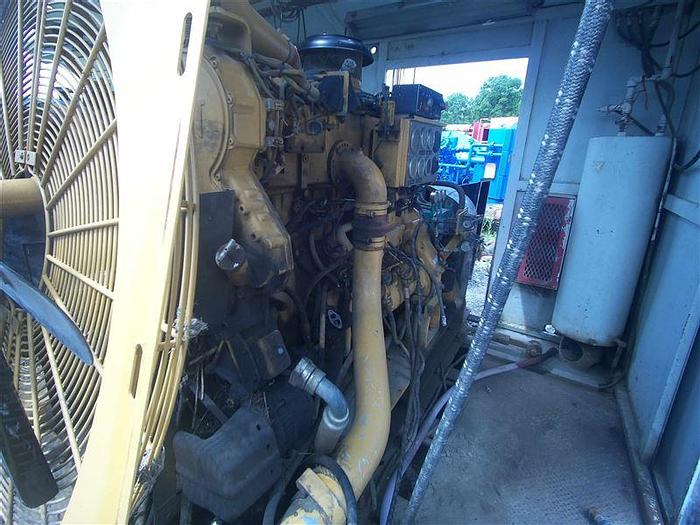 Used 0 Emsco DC-700 Mud Pump & C18 Diesel Engine