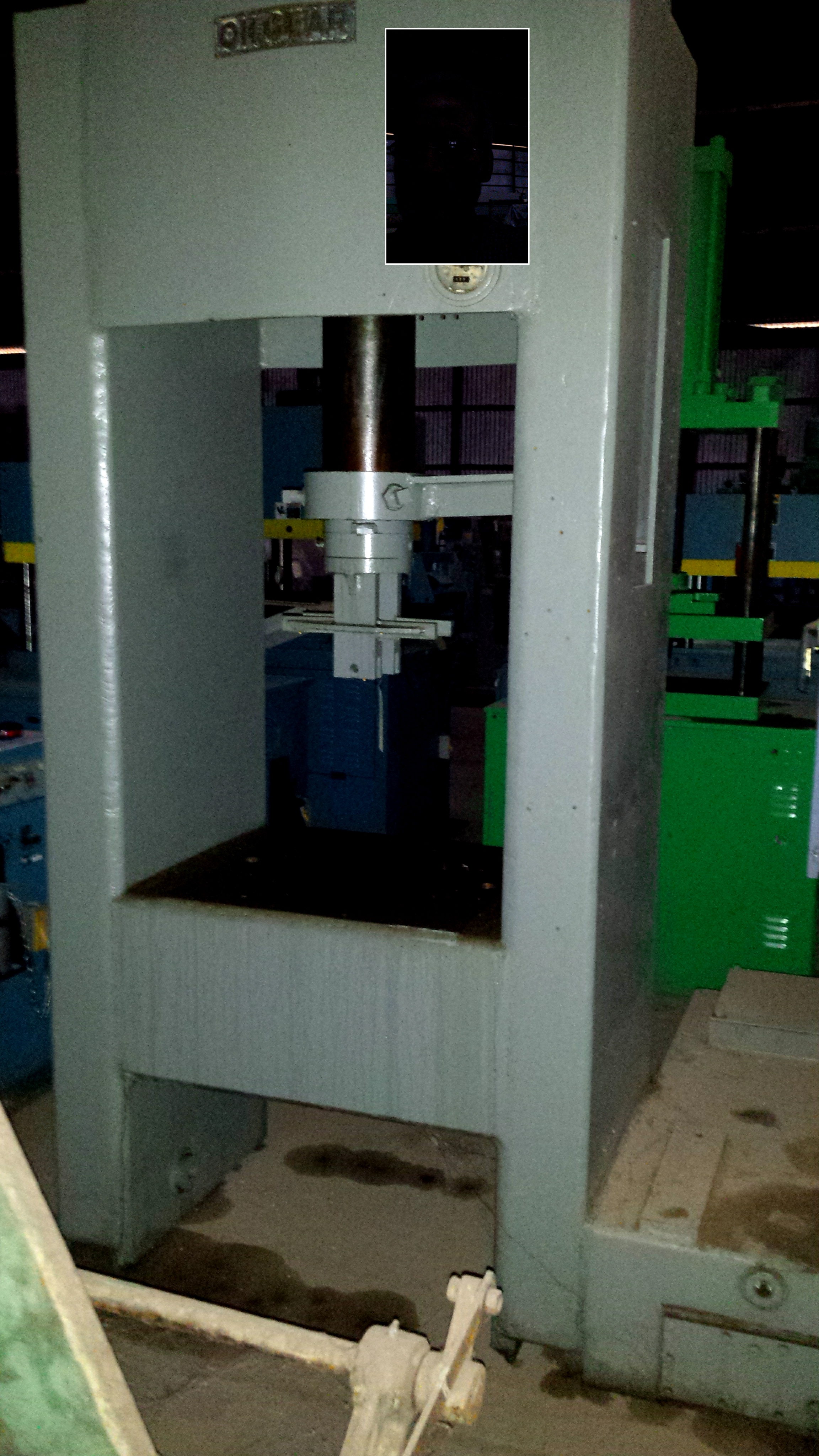 Used 225 Ton Oilgear Hydraulic Press; $18,500